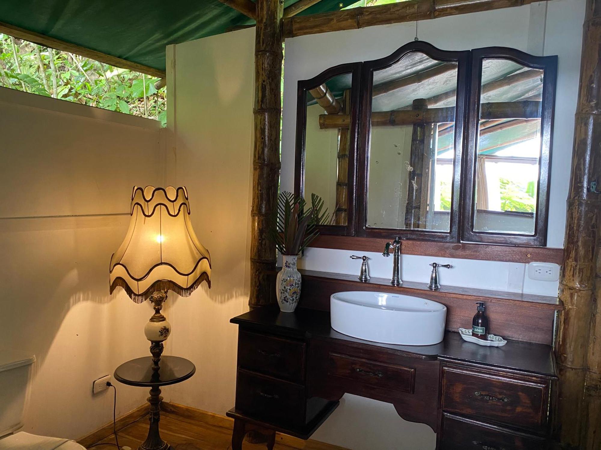Colina Secreta - Glamping And Villas Puerto Viejo de Talamanca Zewnętrze zdjęcie
